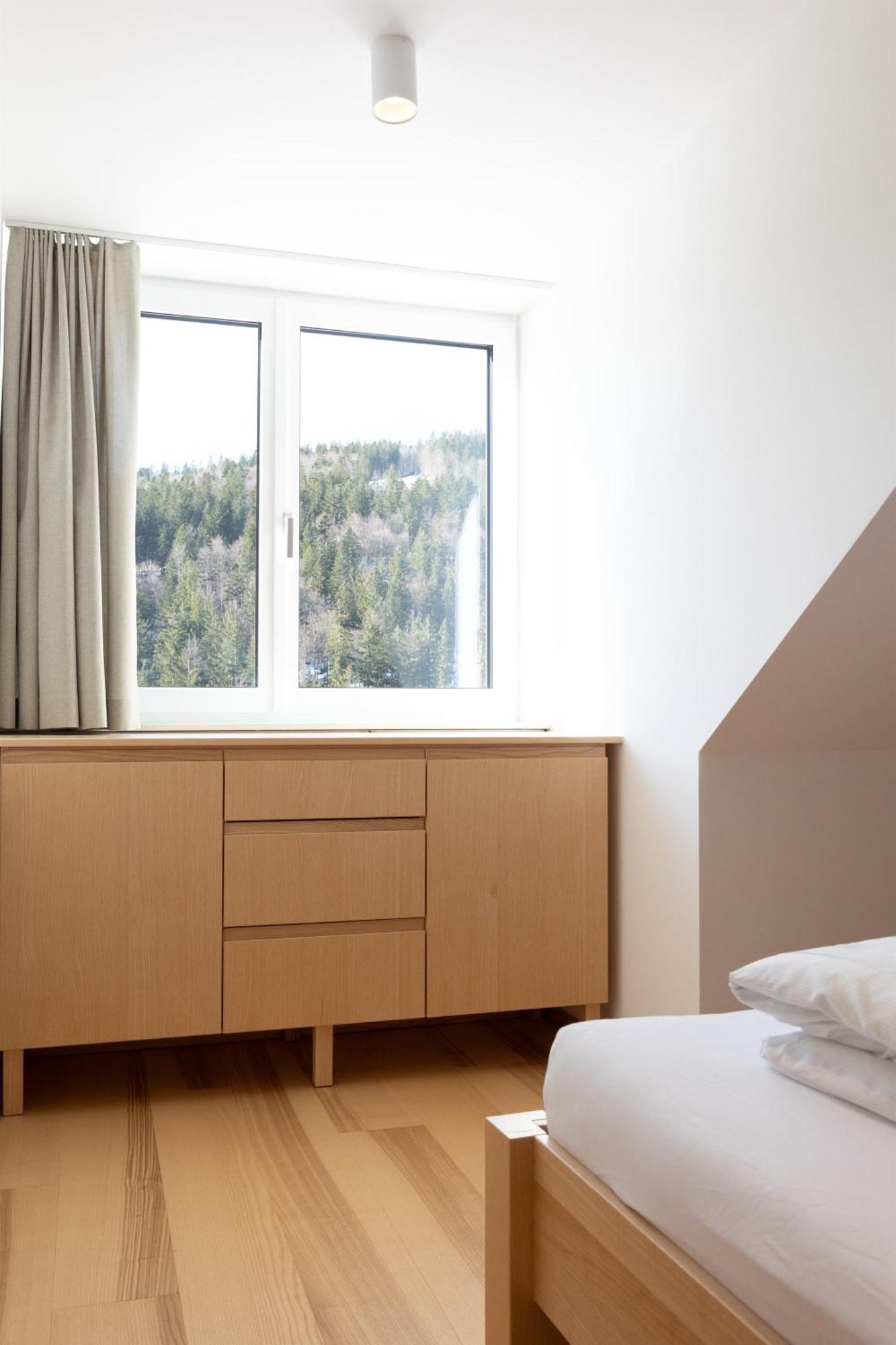 Forsthaus Apartments - Ski + Bike & Hike クラファー・アム・ホッホフィヒト エクステリア 写真